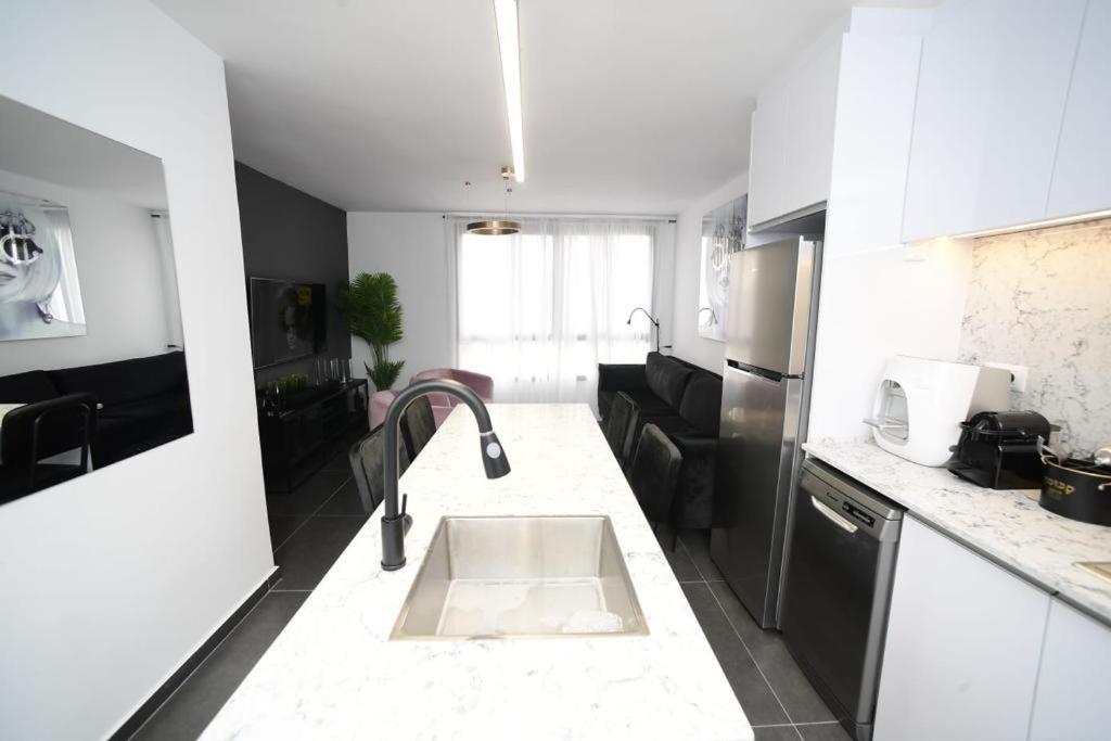 Z32 Luxury Boutique Apartments Eilat Extérieur photo